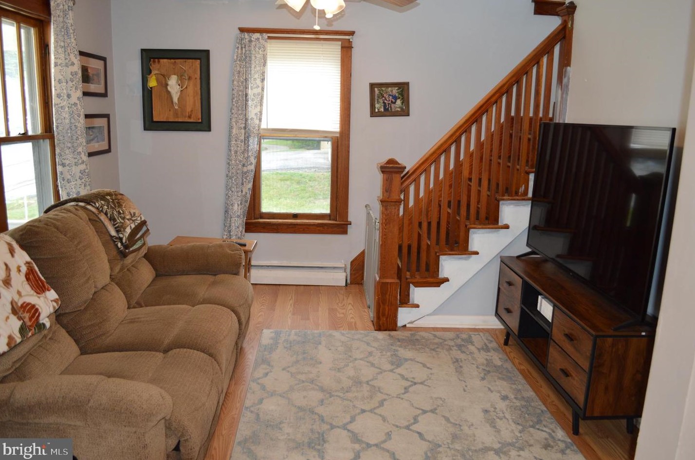 210 Charles Ave, Hanover PA 17331-3338 exterior