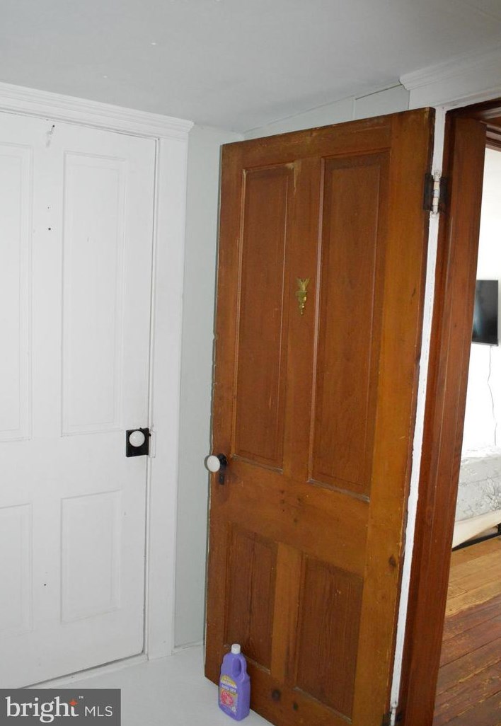 210 Charles Ave, Hanover PA 17331-3338 exterior