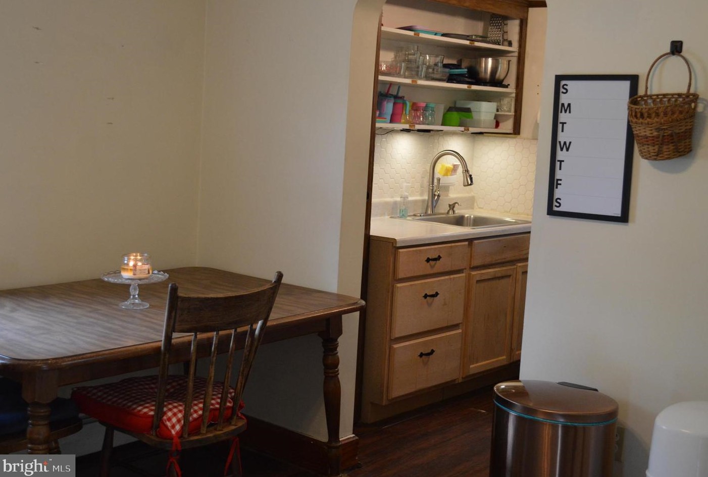 210 Charles Ave, Hanover PA 17331-3338 exterior