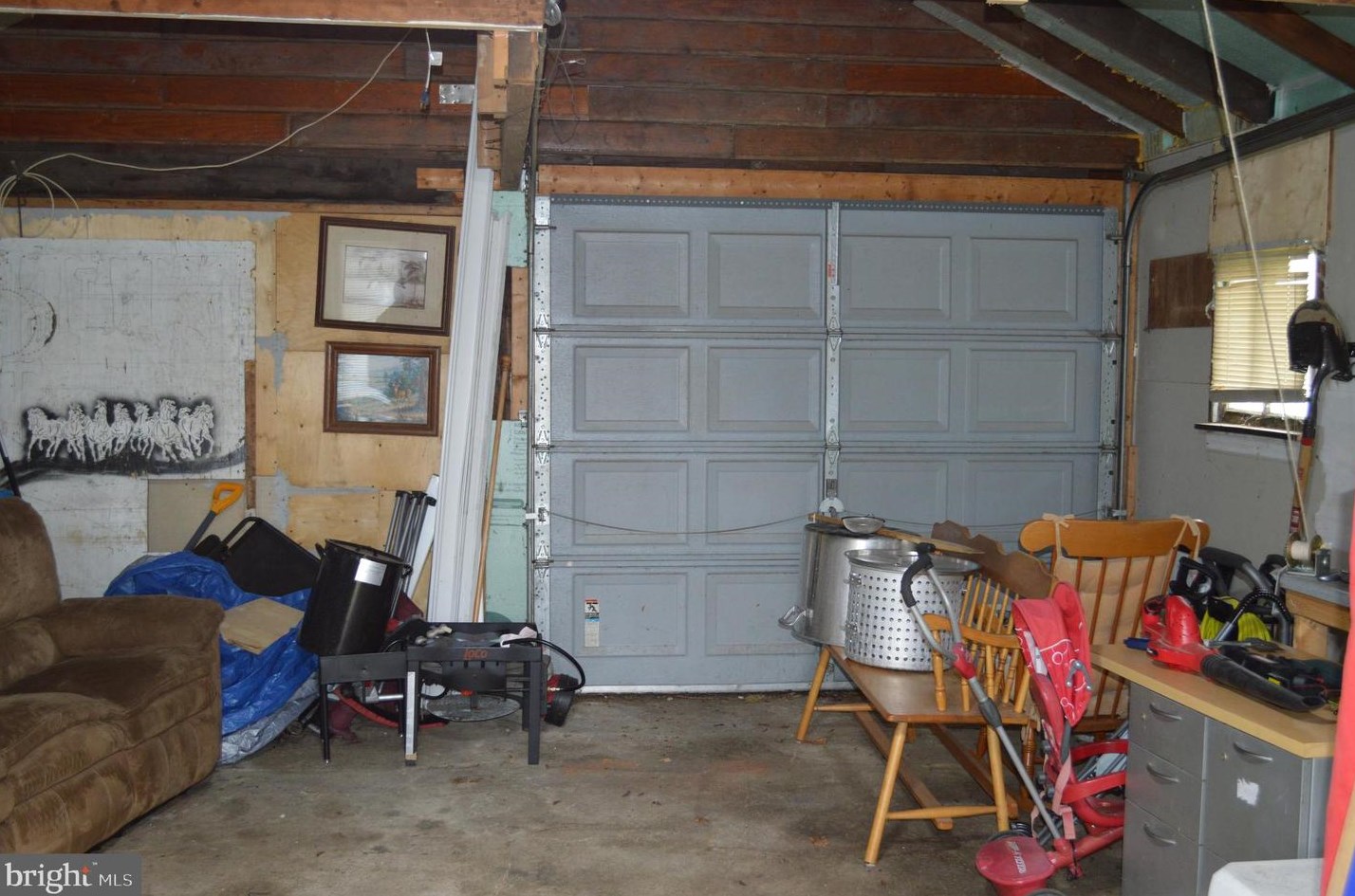 210 Charles Ave, Hanover PA 17331-3338 exterior