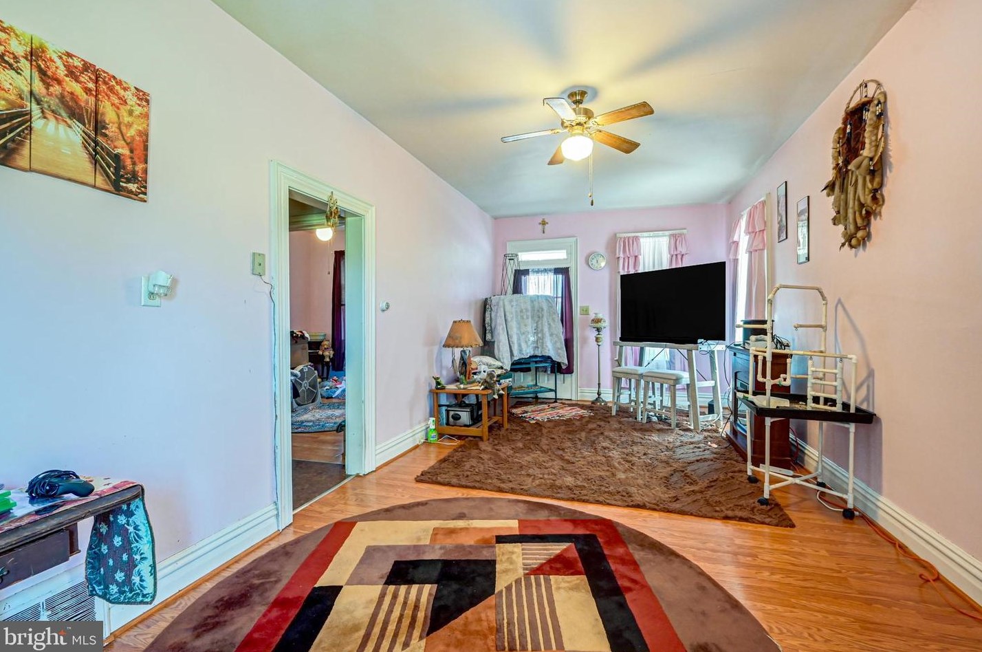 575 Baltimore St, Hanover PA 17331-3314 exterior