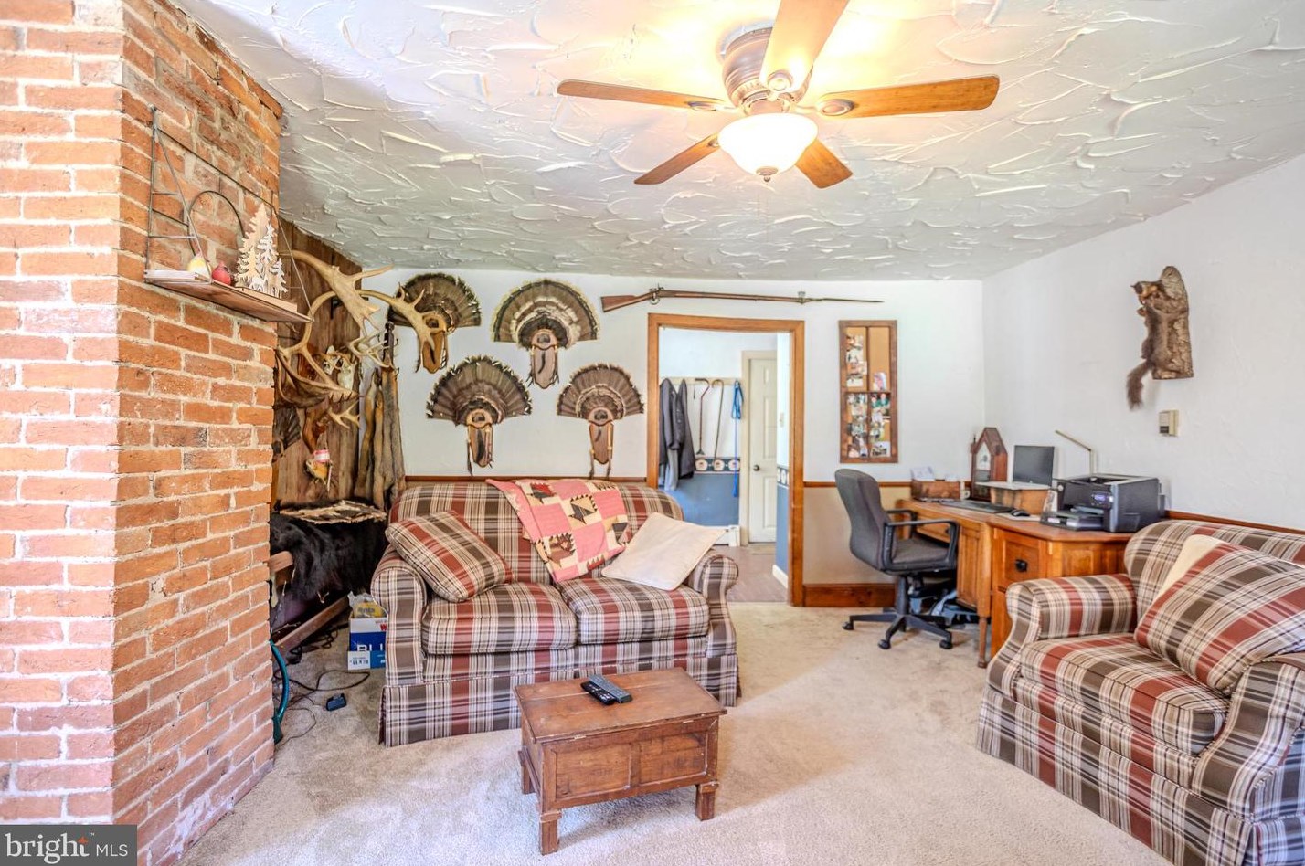 497 Laurence Dr, Hanover PA 17331-8499 exterior