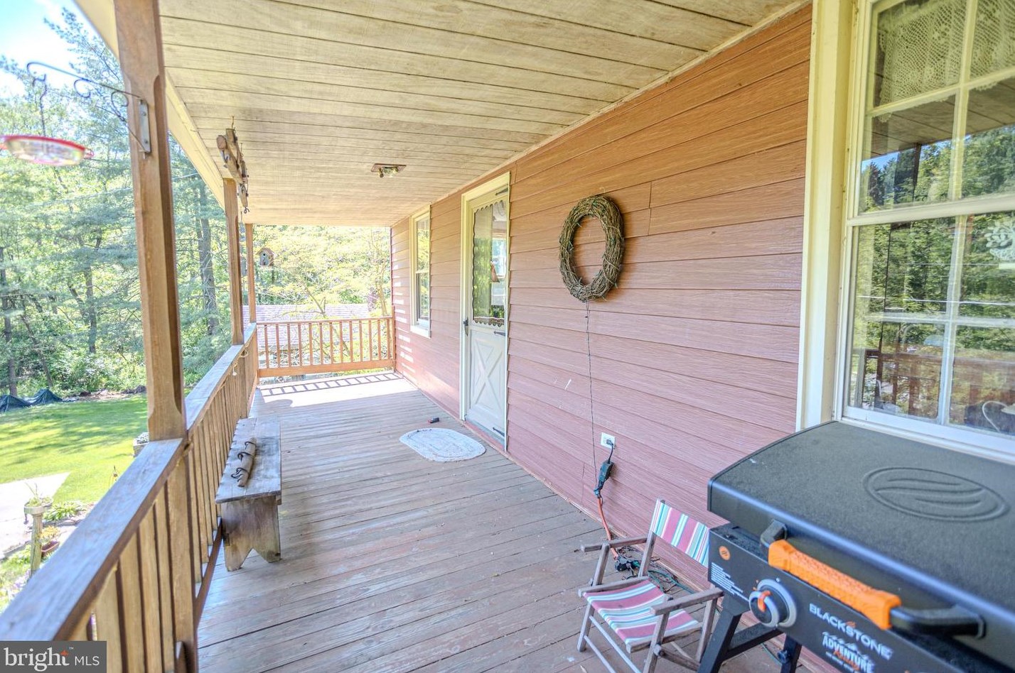 497 Laurence Dr, Hanover PA 17331-8499 exterior