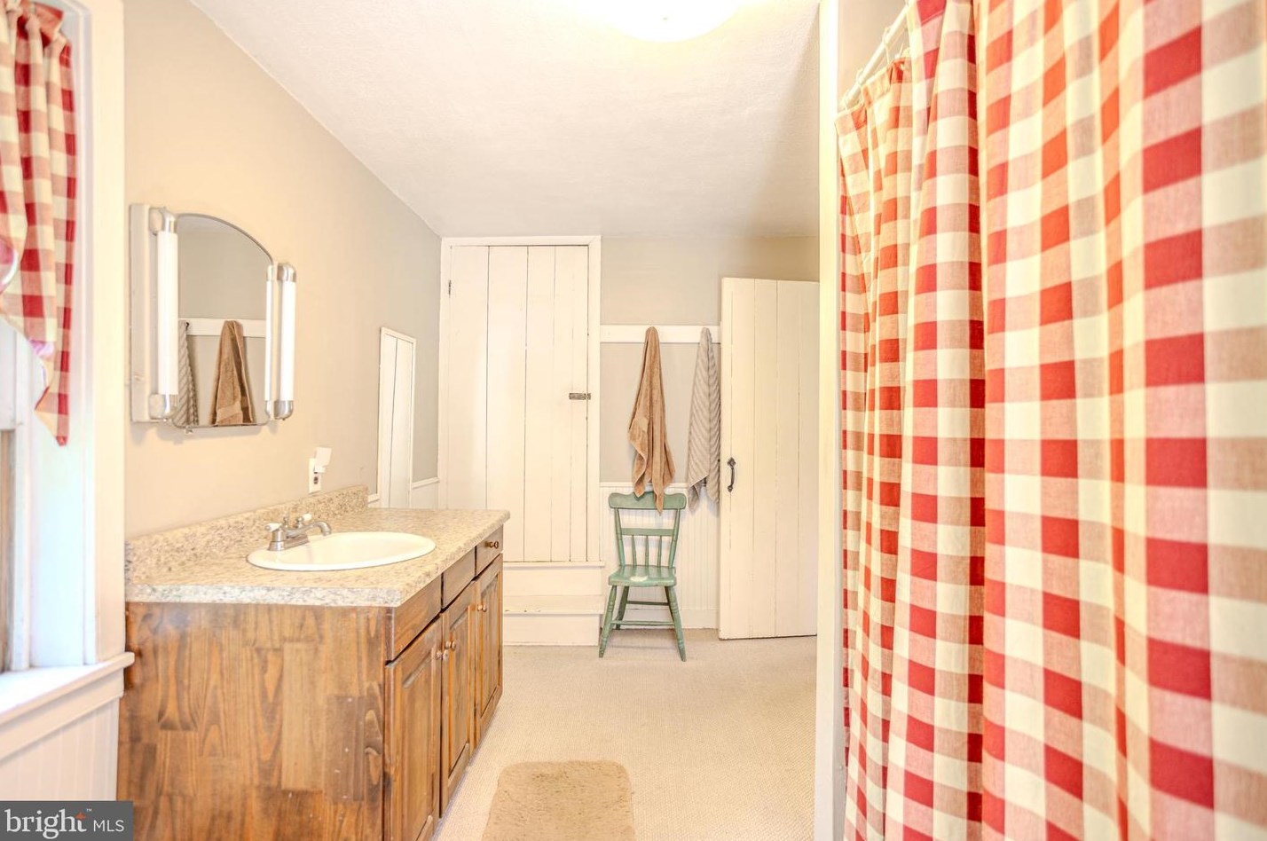 497 Laurence Dr, Hanover PA 17331-8499 exterior