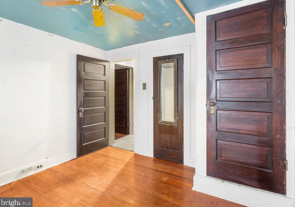 6 Penn St, Hanover PA 17331-1924 exterior