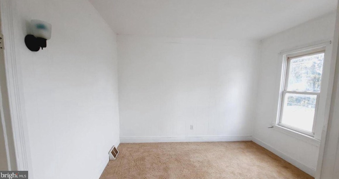 48 Lee St, York PA 17403-1617 exterior