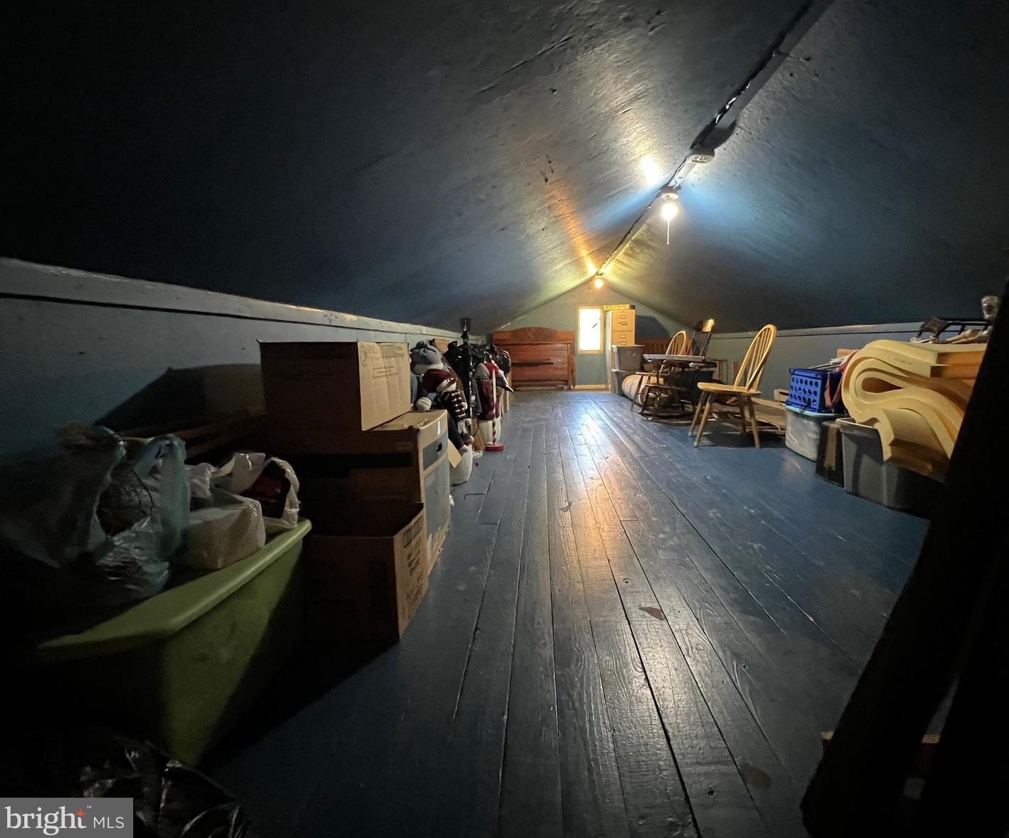 2085 Roosevelt Ave, York PA 17401-2915 exterior