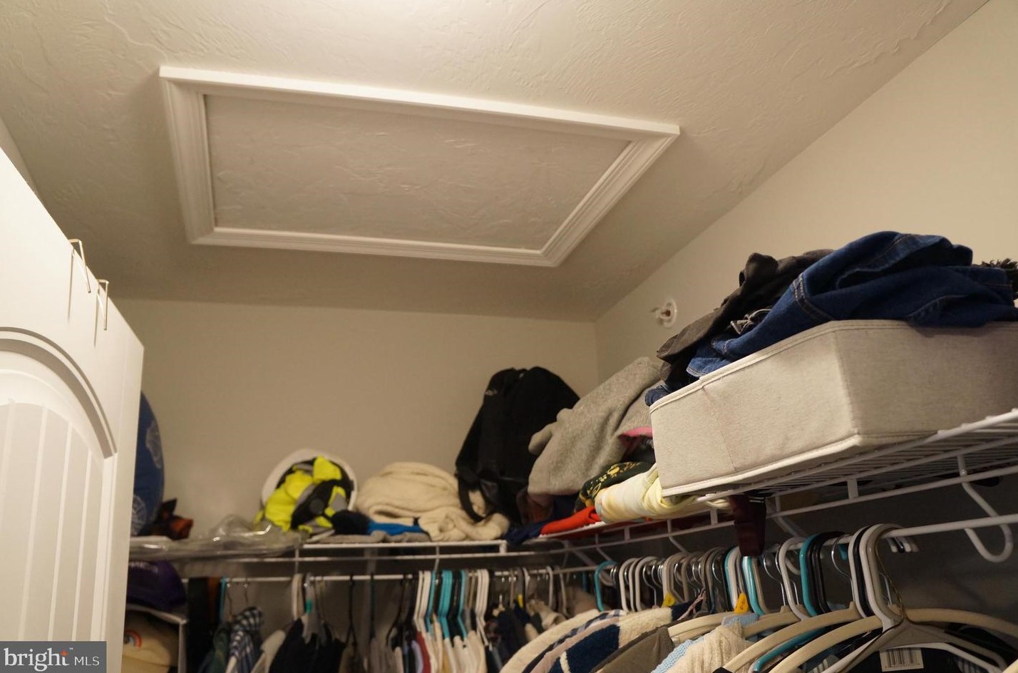 126 Overlook Dr, Hanover PA 17331-9136 exterior