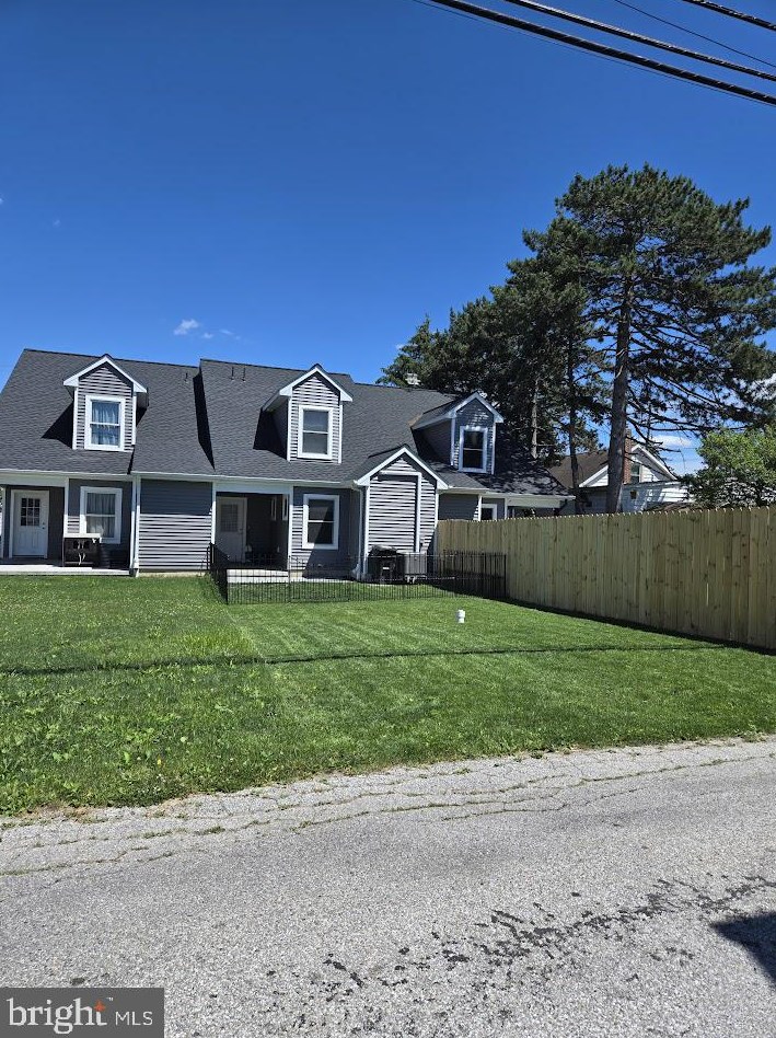 664 Walnut St, Hanover PA 17331-3160 exterior