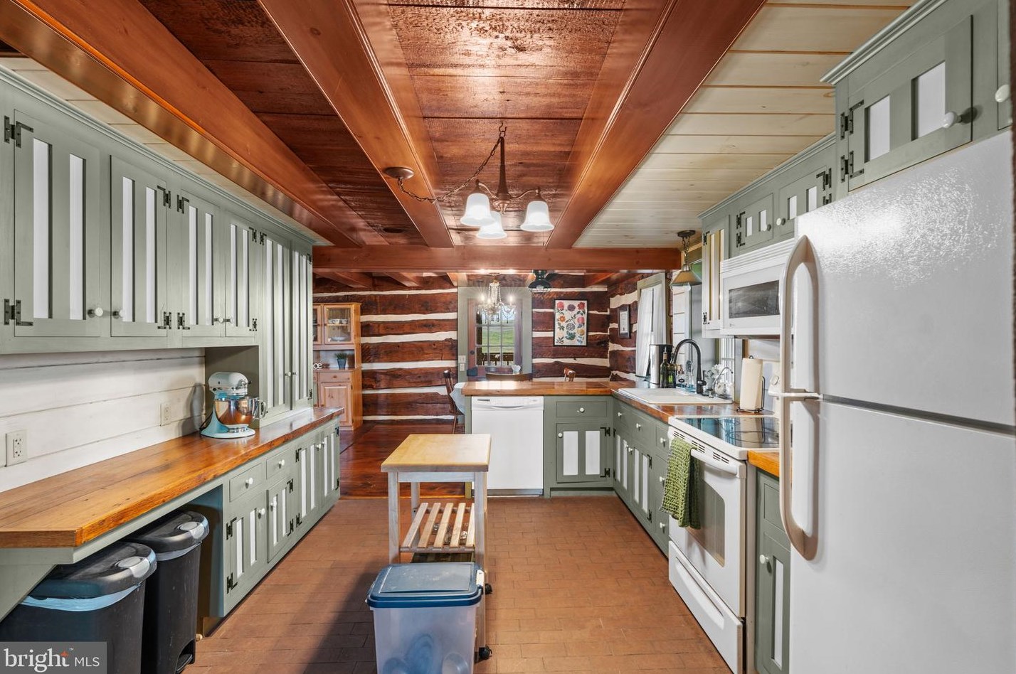 445 Bowers Brg Rd, Strinestown PA  17345-9231 exterior