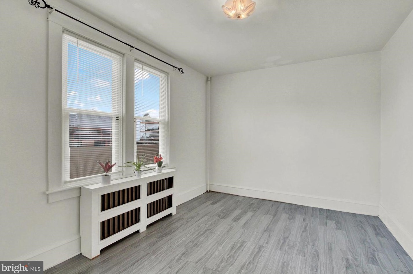 234 Chestnut St, Hanover PA 17331-2249 exterior