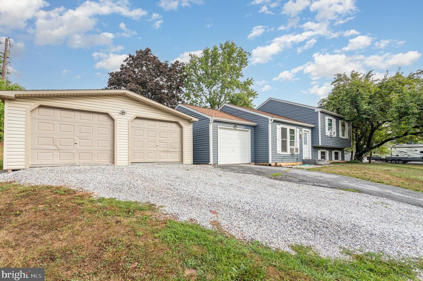 10 Cedar Dr, York Haven PA  17370-9517 exterior