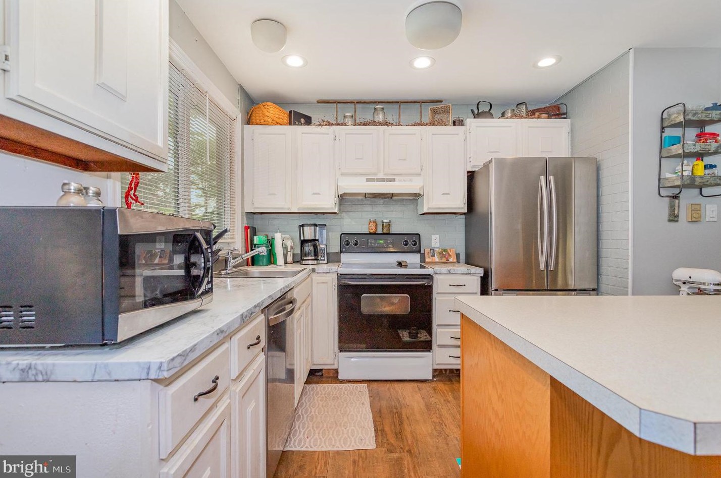 10 Cedar Dr, York Haven PA  17370-9517 exterior