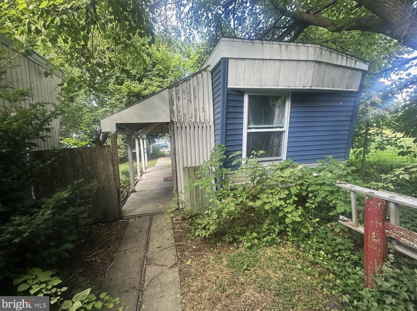 821 Mcallister St, Hanover PA  17331-4141 exterior