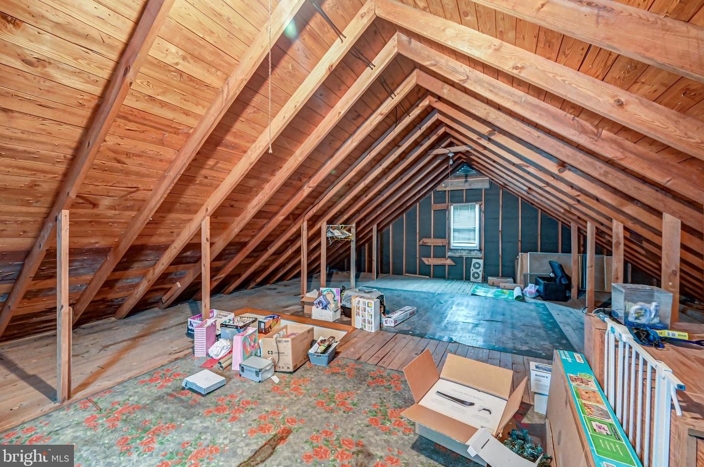 328 Elm Ave, Hanover PA 17331-1906 exterior