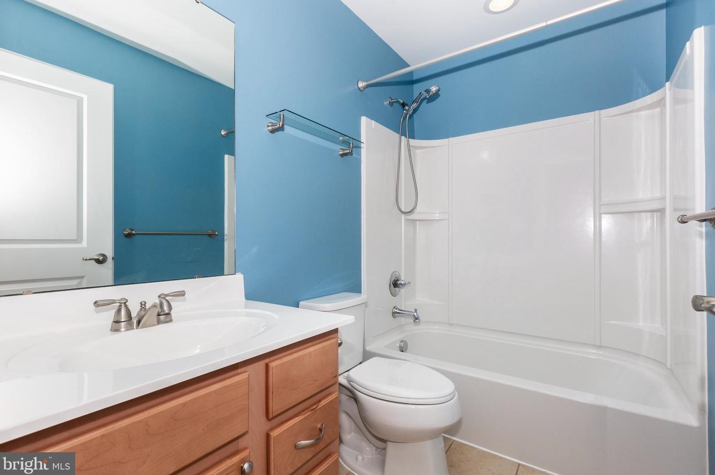 37 Ctr St, Hanover PA 17331-2829 exterior