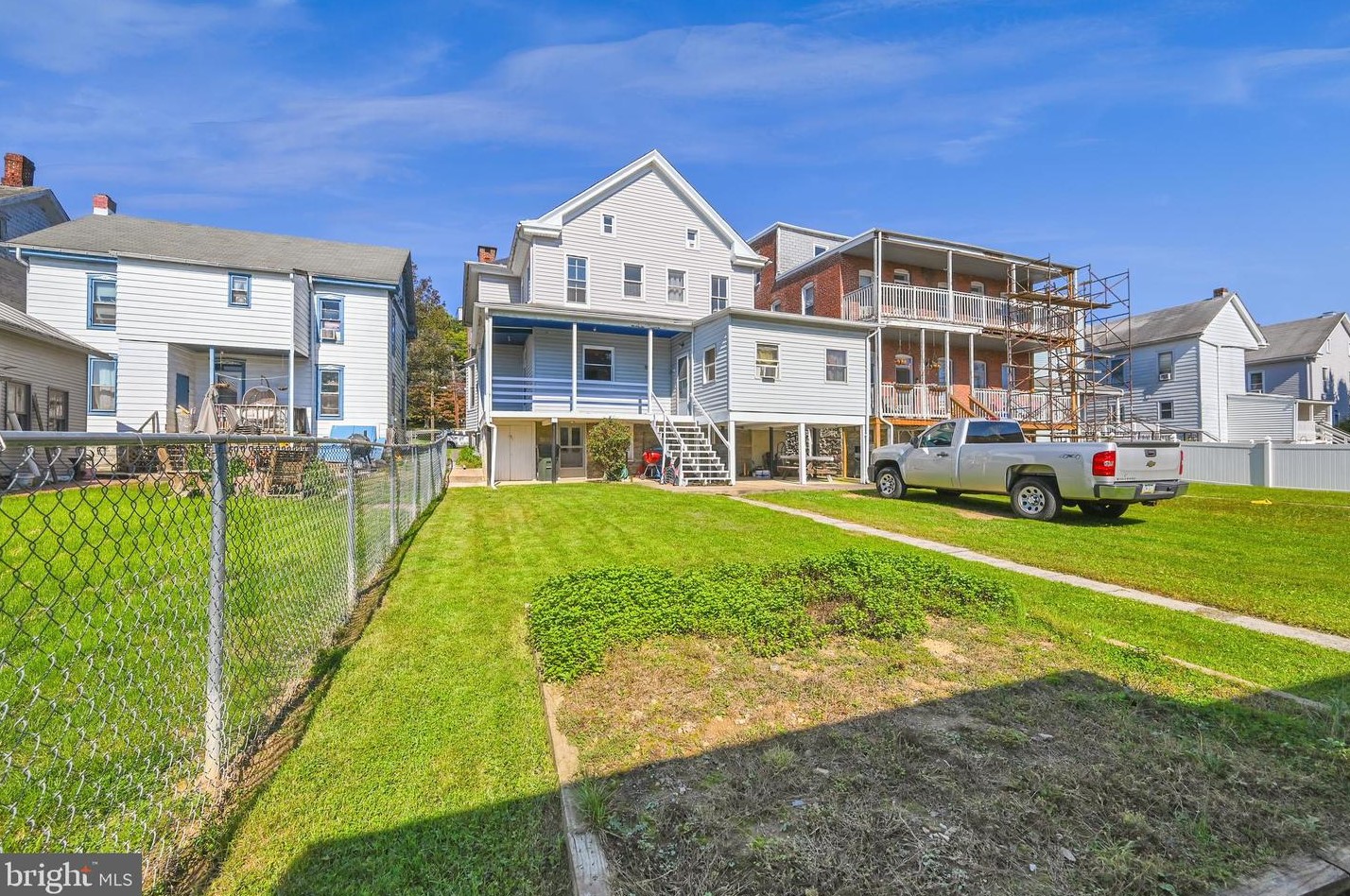 160 Market St, York PA 17404-5530 exterior