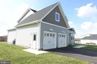 347 Steeple Vw Dr, Hanover, PA 17331 - Photo 45