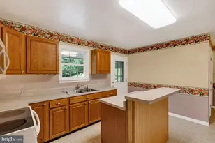 57 Pendyrus St, Delta, PA 17314 - Photo 9