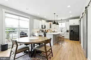 1870 Buck Hill Dr, York, PA 17408 - Photo 7