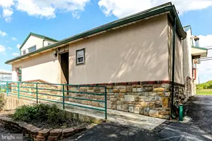 663 Wyndamere Dr, Lewisberry, PA 17339 - Photo 17