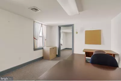 209 Broadway, Hanover, PA 17331 - Photo 19