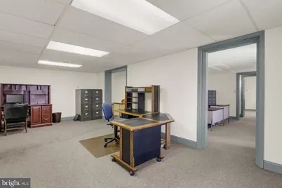 209 Broadway, Hanover, PA 17331 - Photo 21