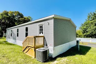 86 Cherokee Ave, Dover, PA 17315 - Photo 3