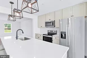 151 Homestead Dr, Hanover, PA 17331 - Photo 3