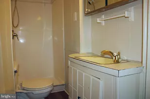 100 School St, Glen Rock, PA 17327 - Photo 5