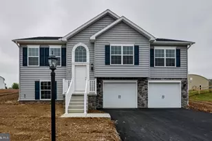 2670 Victorian Dr, Dover, PA 17315 - Photo 3