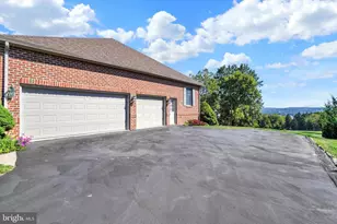 2280 Spangler Cir, York, PA 17406 - Photo 37