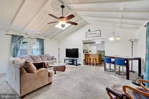 441 Woodland View Dr, York, PA 17406 - Photo 11