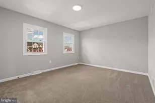 240 Robin Hill Cir, York, PA 17404 - Photo 15