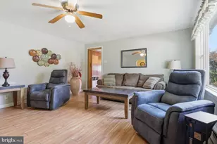 225 N Main St, Manchester, PA 17345 - Photo 5