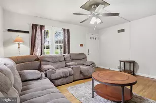 583 Hillcrest Rd, York, PA 17403 - Photo 5