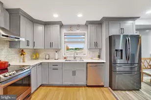 904 Cranberry Ln, York, PA 17402 - Photo 5