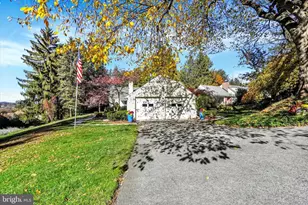 1190 Country Club Rd, York, PA 17403 - Photo 5