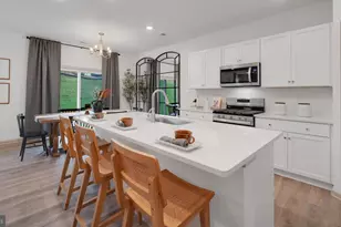 160 Bella Dr, York, PA 17404 - Photo 3