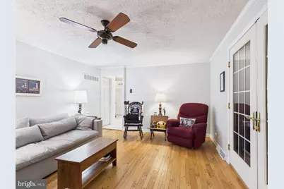 445 Quaker Drive, York, PA 17402 - Photo 33