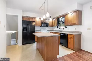 6825 Glatfelters Station Rd, Seven Valleys, PA 17360 - Photo 15