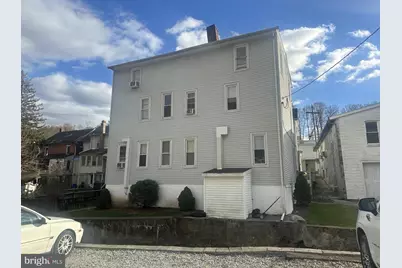 142 W Main Street, Windsor, PA 17366 - Photo 5