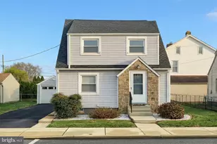 1562 Stanton St, York, PA 17404 - Photo 7