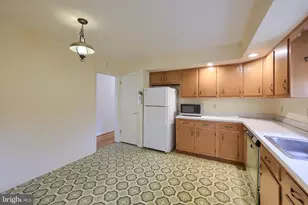 90 Churchill Dr, York, PA 17403 - Photo 9