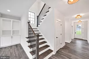 4 Pine Tree Dr, New Cumberland, PA 17070 - Photo 17