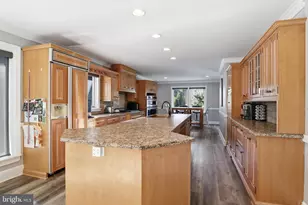 1000 Smallbrook Ln, York, PA 17403 - Photo 17