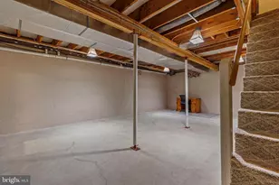 510 Fairview Dr, Hanover, PA 17331 - Photo 11