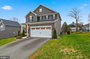 116 Lady Morgan Dr, York, PA 17402 - Photo 3