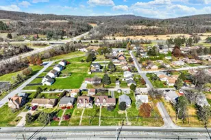 529 W Market St, Hellam, PA 17406 - Photo 37