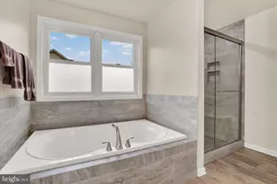 2881 Candlelight Dr, York, PA 17402 - Photo 15